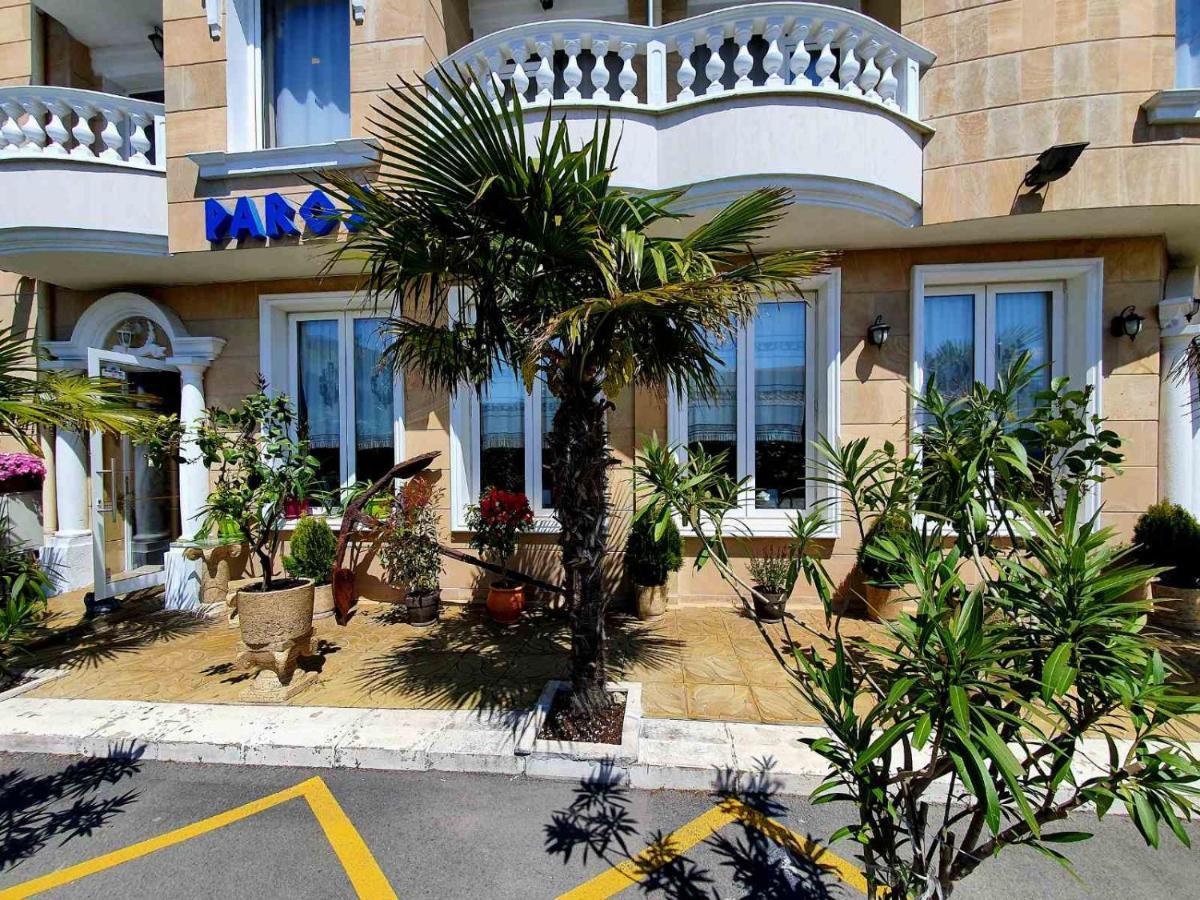 Family Hotel Paros بوموري المظهر الخارجي الصورة